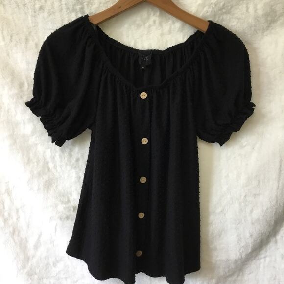 W5 Black Swiss Dot Puff Sleeve Button-Up Top - Picture 3 of 8